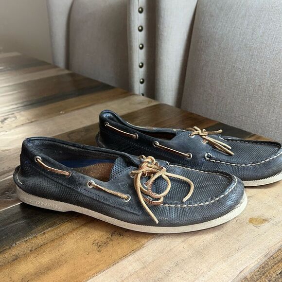 Sperry Boat Shoes - Picture 1 of 7